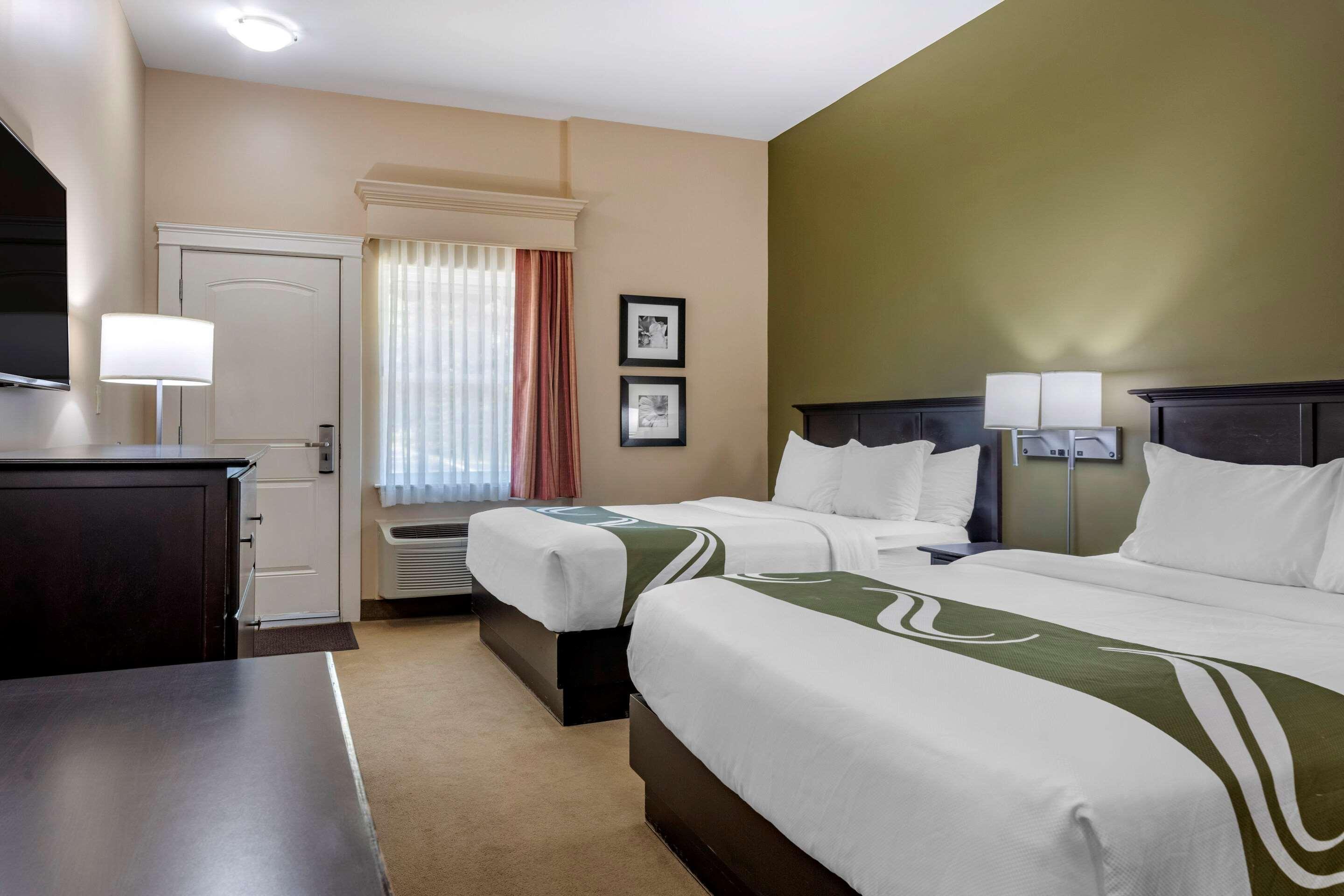 Quality Inn & Suites Amsterdam Saint John Zewnętrze zdjęcie