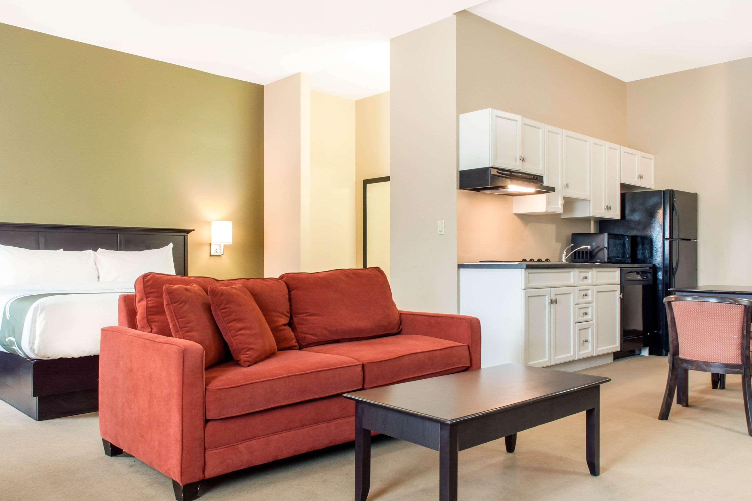 Quality Inn & Suites Quispamsis Rothesay Zewnętrze zdjęcie