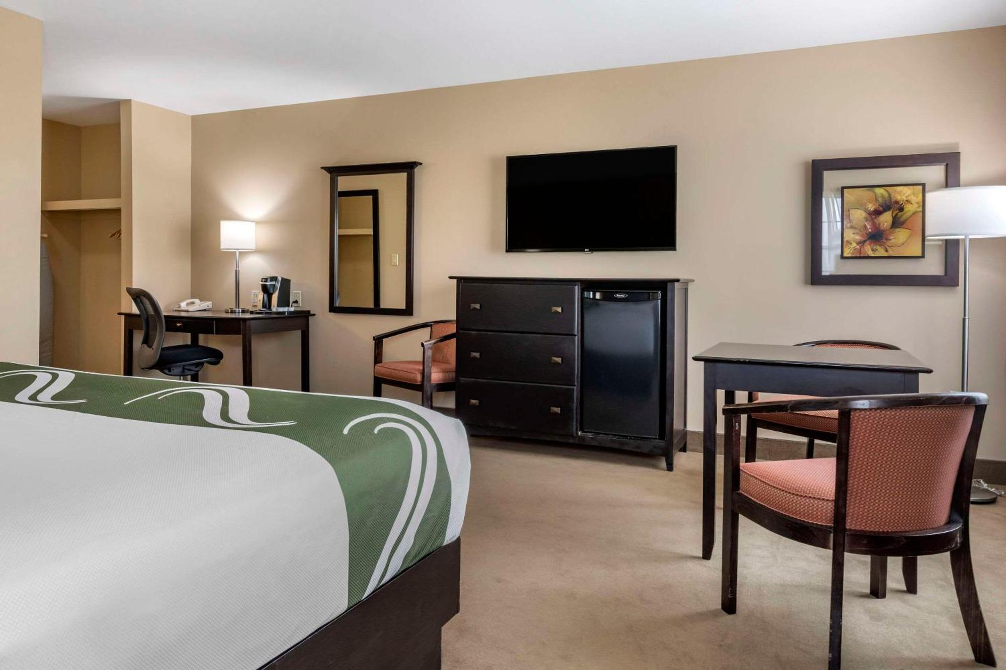Quality Inn & Suites Quispamsis Rothesay Zewnętrze zdjęcie