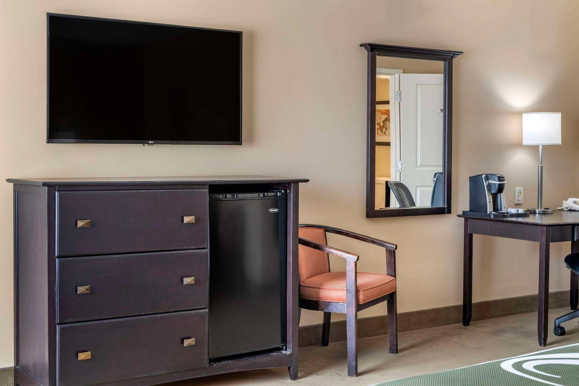Quality Inn & Suites Quispamsis Rothesay Zewnętrze zdjęcie