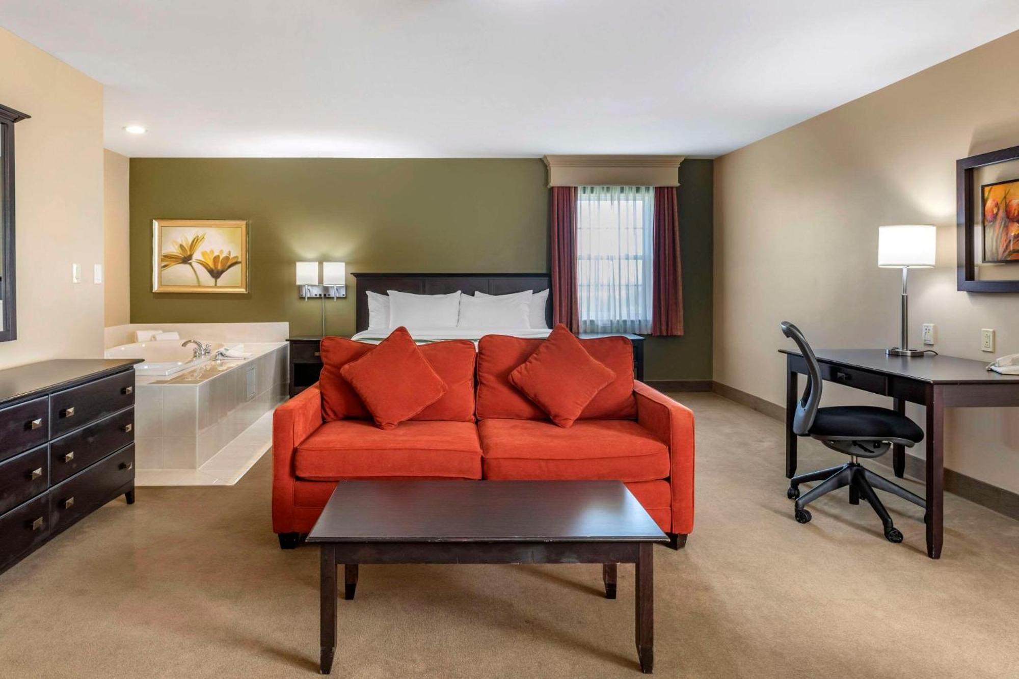 Quality Inn & Suites Quispamsis Rothesay Zewnętrze zdjęcie
