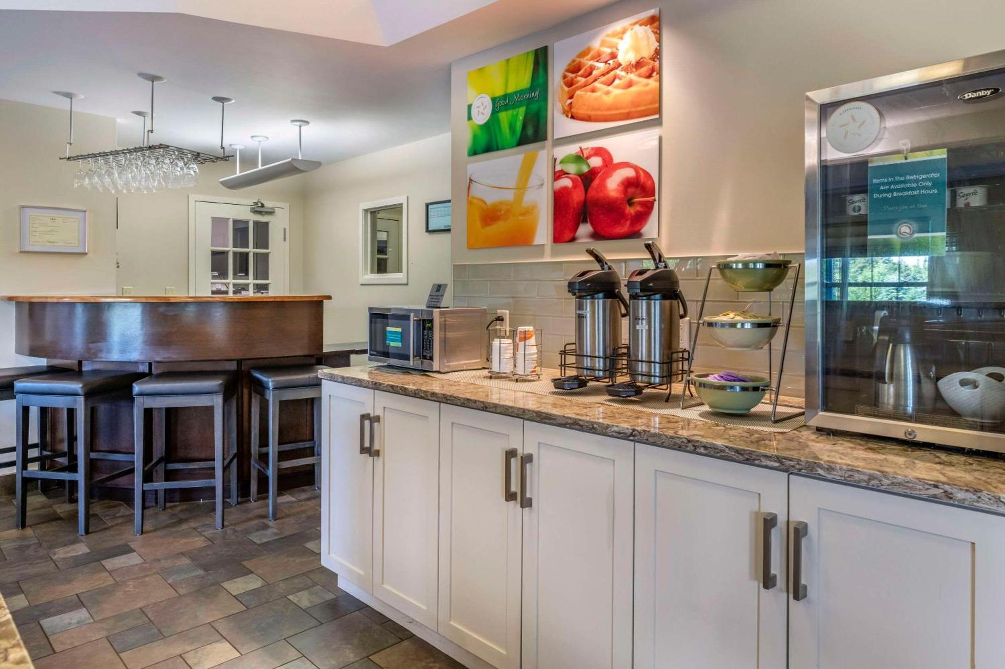 Quality Inn & Suites Quispamsis Rothesay Zewnętrze zdjęcie